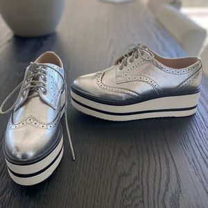 Gallerie Silver/Metallic Platform Shoes